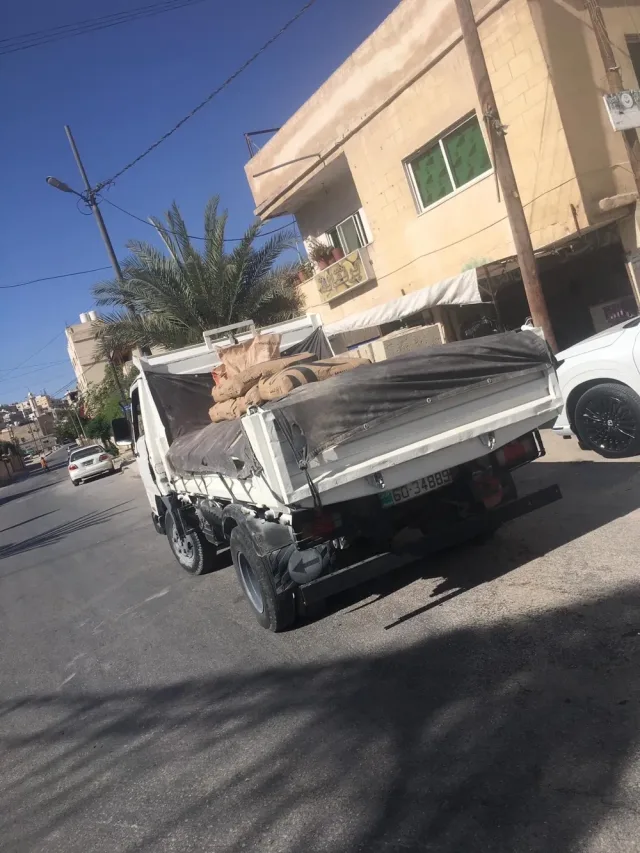 توريد جميع انواع مواد البناء طوب رمل حجر حديد اسمنت خشب هدد وازالة الطمم ناعمه عدسيه صويلح سيلكا سمسميه بودره كوارس