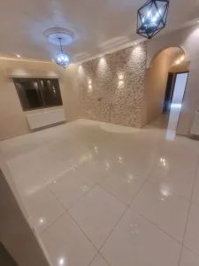 من المالك شقة طابق ثاني مساحة ١٧٧  عمان البيادر اول ابو السوس خلف مسجد حسين خواج 15