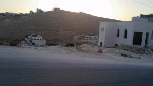 ارض للبيع المغيرات