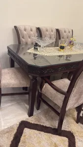 طقم كنب وطاوله سفره للبيع ٨ كراسي 4