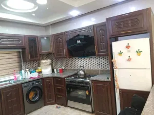 تفصيل مطابخ المنيوم وشبابيك واباجورات وصيانه اباجورات ومناخل 4