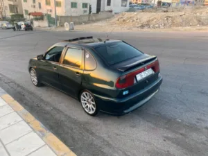 للبيع او للبدل على سياره عائليه 6