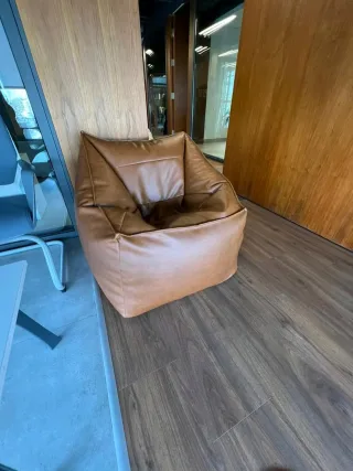 leather chair