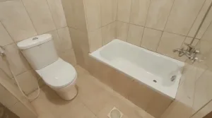 شقة مميزة للبيع في جبل الزهور 9