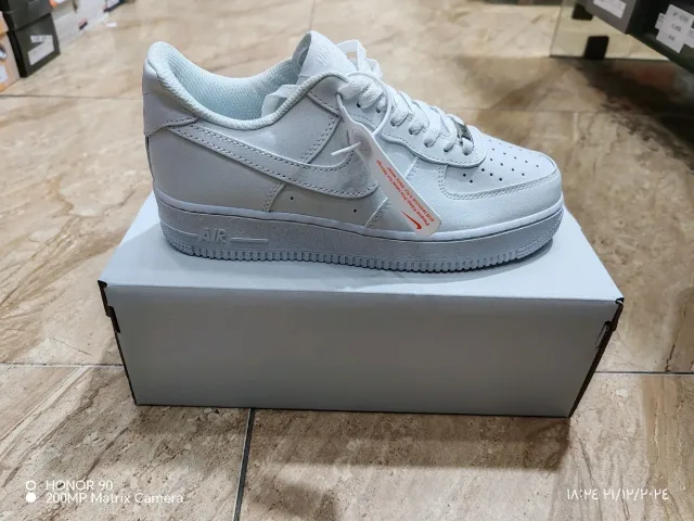 G. SHOSE 9