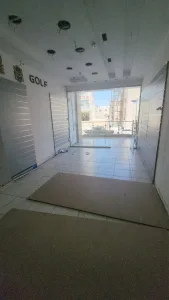 محل بموقع مميز ملاصق لأمنية وهايبرماكس 8