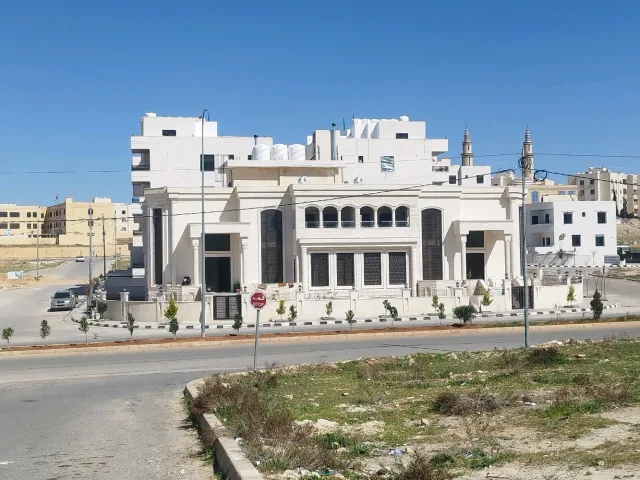 ahmad khashroom for construction contracting 5