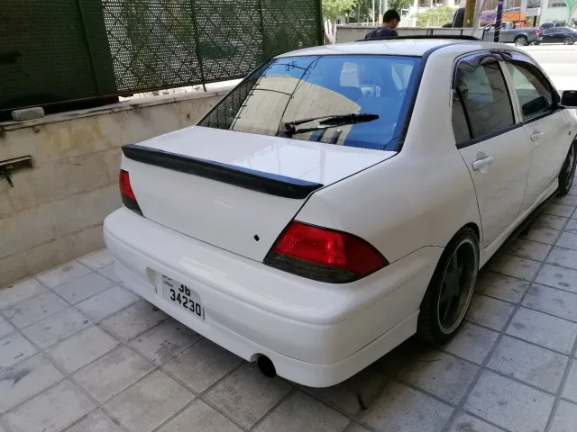 نبيل للفيبر جلاس