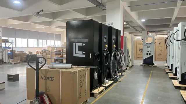 Hertz Charger 12