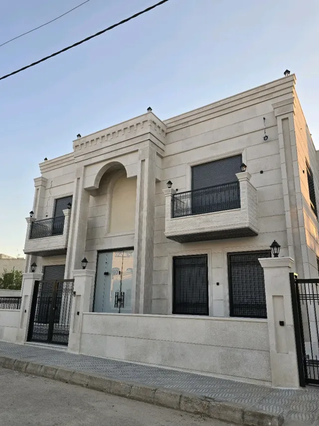 ahmad khashroom for construction contracting 4