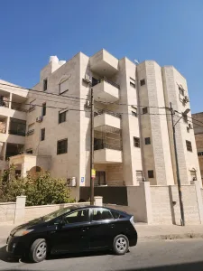 للإيجار من المالك الجبيهه 3 نوم طابق أول 14