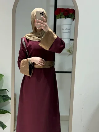 تكرار الموديل  كميه  لتمويل فستان باربي السعر 20دينارسايزات 38ل44 من وزن 50ل 85ا