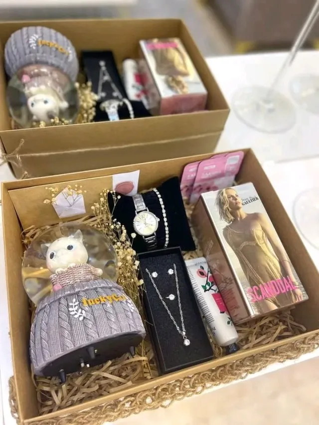 Gift Box 5