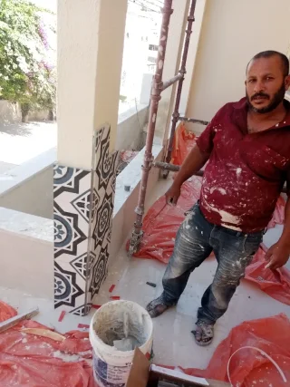 فني تركيب بلاط ورخام 15