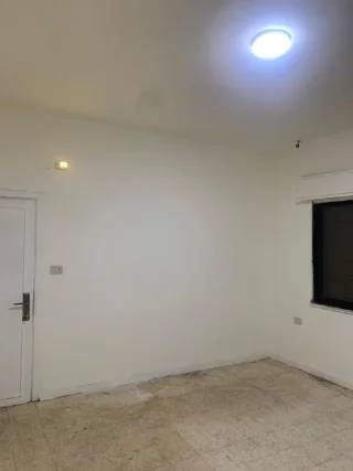 شقه للايجار في خلدا