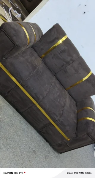 كنب للبيع للاستفسار ٠٧٧٥٧٥٦١٠٤ واتس اب 2
