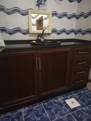 بيت طابقين مستقل مساحه الارض 1800 ومساحه البناء 450  جاهز للسكن  او الاستثمار 12