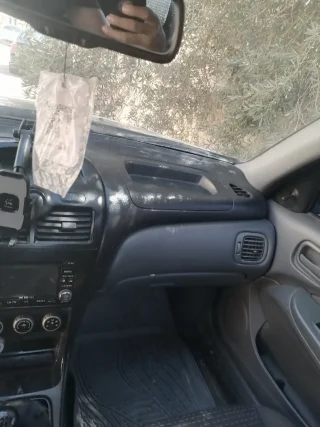 نيسان صني 2010 للبيع 5