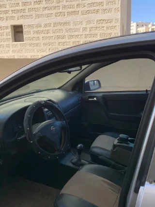 سيارة اوبل استرا موديل ٢٠٠٢ 6