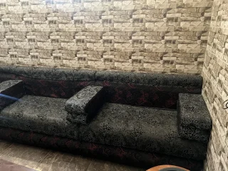طقم كنب اسفنج مضغوط مستعمل للبيع ع حالته 4