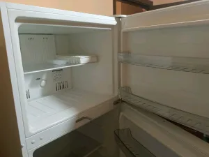 ثلاجه وفريزر نوع جينرال 3