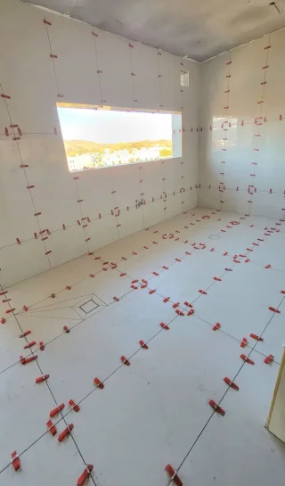 فني تركيب جميع انواع البلاط و الرخام شغل و تسليم هندسي بادق التفاصيل