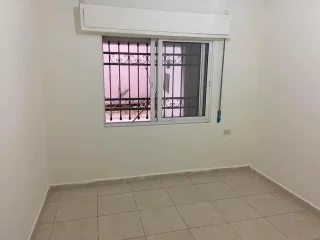 شقة للبيع في ضاحية الاستقلال