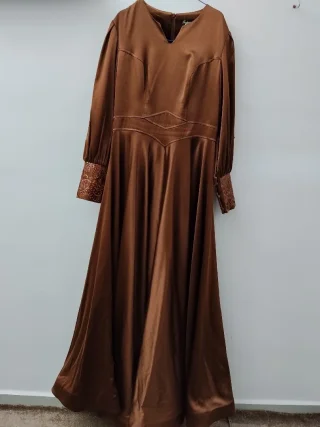 فستان سهرة محتشم