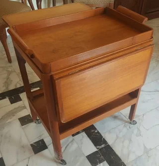 طاولة تقديم للبيع 4