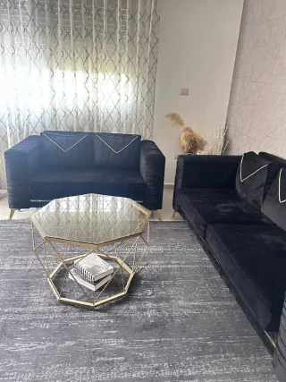 طقم كنب  +مدخل صالون+ غاز  +3 طربيزات 8
