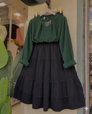 “بنوفرلك احلى قطعة واحلى كواليتي 😉"تنـورة شيفـون طبقات كلـوش❤️" 💃🏻🔥الـخـامـة شيفون