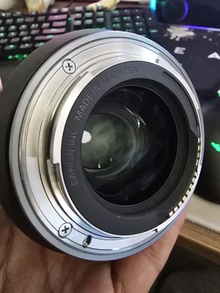 Canon RF 85mm F2 كانون 5