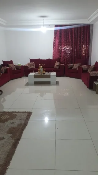 طقمين كنب للبيع