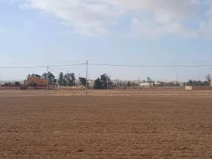 أرض للبيع في الجيزة قرب شارع المطار 3