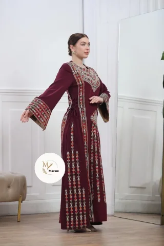 ✔️موسم جدييييييد✔️ثوب بأجمل الألوان تطريز فخم✔️متوفر لجميع الأحجام لغاية وزن 110✔️قم