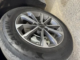 بي واي دي 4
