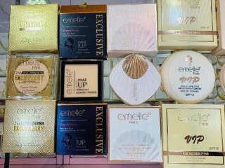 عطور ومكياج