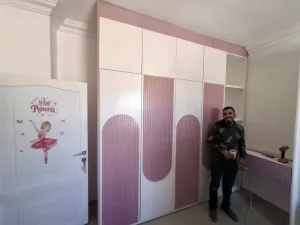 نجار موبيليا وديكور