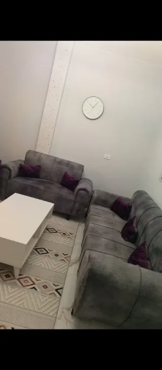 طقم كنب تجاري مش تفصيل بحالة جيد جدا