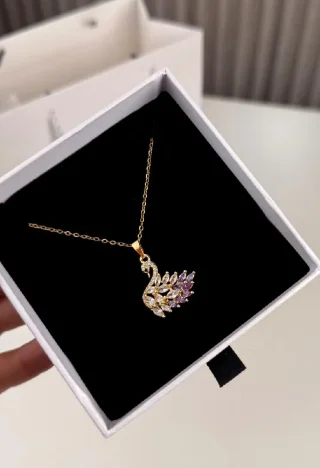 سنسال بشكل البجعة اللامعة