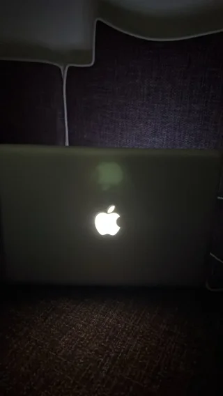 macbook pro 4