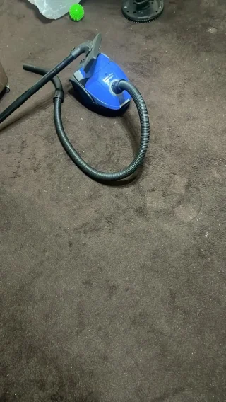 مكنسه كهربائيه 2