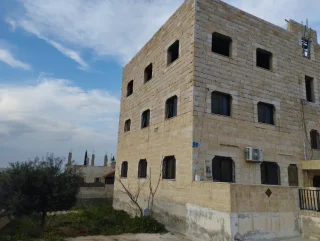 عماره استثماريه مؤجرة جاهزة للدخل بحي المطار الحزام الدائري 2