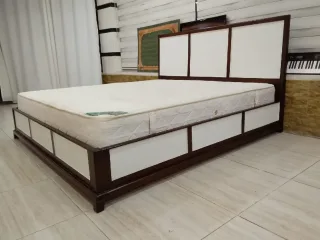 🪷تخت مجوز مقاس 210/200 خشب زان صلد مشغول بإتقان آشلي بحالة الجديد دهان مميز ابيض