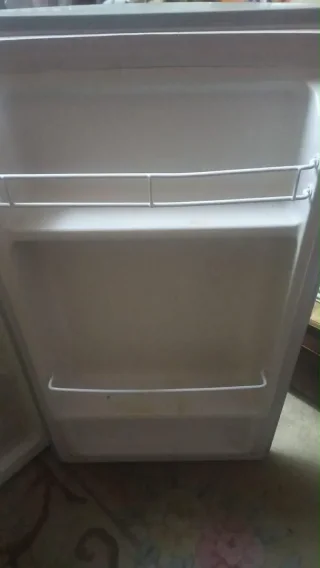ثلاجة مكتب او غرف صغيره 4