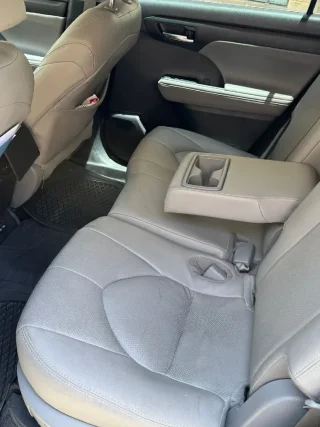 Toyota Highlander hybrid  تويوتا هايلاندر هايبرد 8