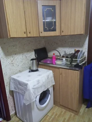 استوديو للبيع
