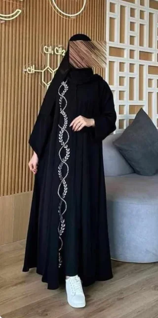 اي عباية داخل البوست 15 دينار شامل التوصيل 10