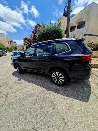 ام جي MG RX8 2021 7 مقاعد جيب للبيع أو البدل على سيارة كهرباء موديل حديث 2