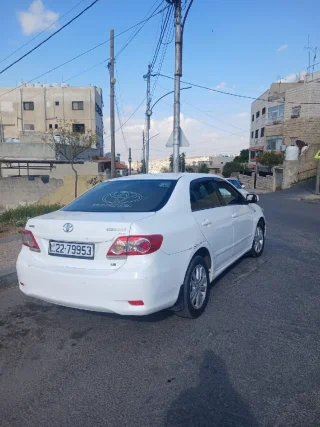 تويتا كورولا موديل 2012 3